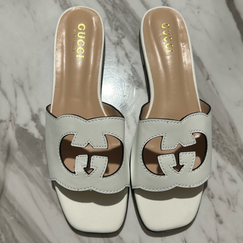 GG Elegant Designer lNȘPlRED Sandals
Size 9